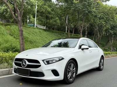 奔驰A级 2019款 改款 A 200 L 运动轿车