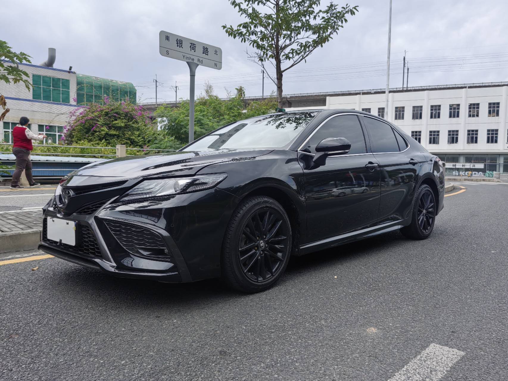 丰田 凯美瑞 2022款 2.0S 骑士版