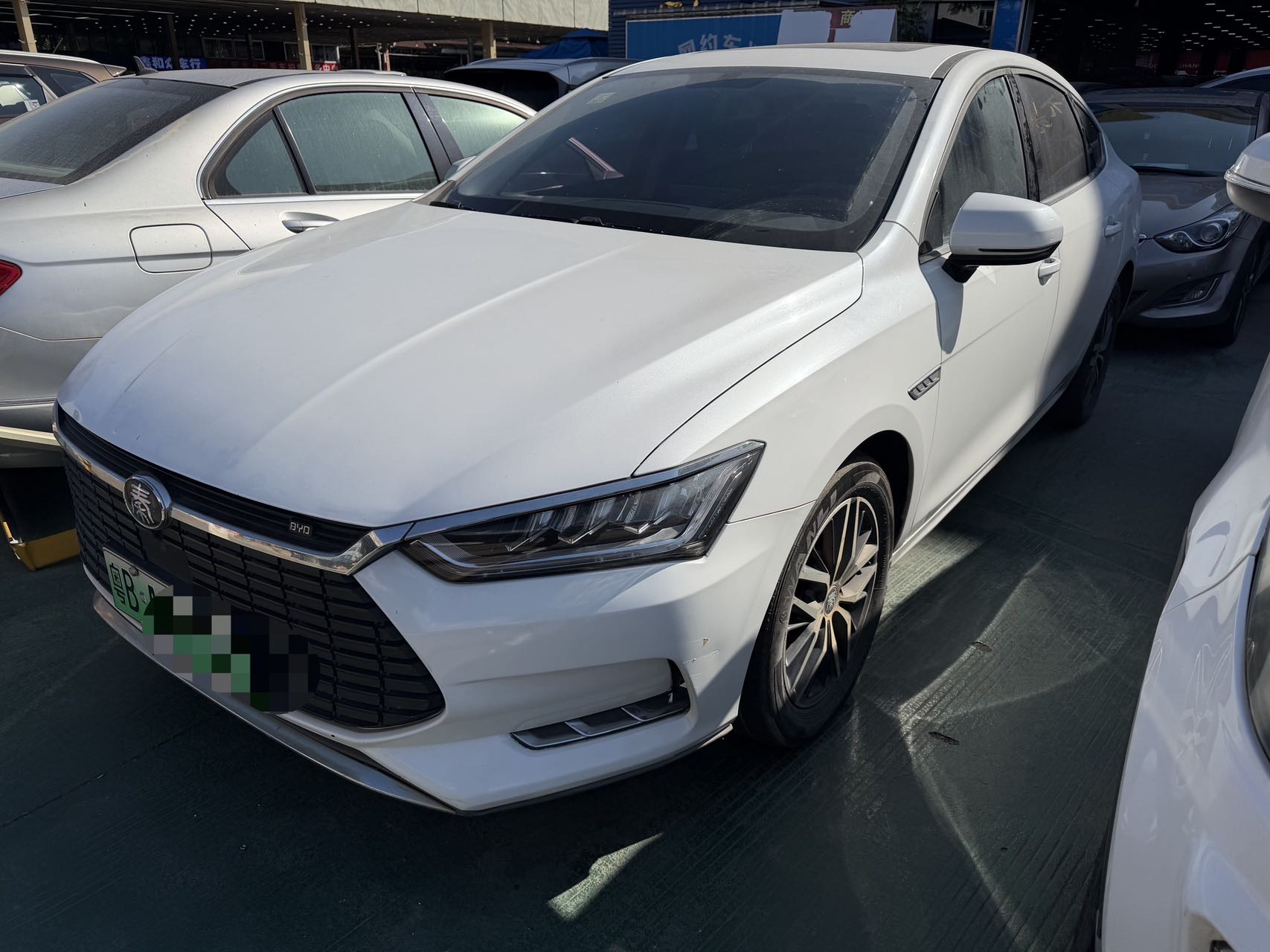 比亚迪 秦Pro新能源 2019款 EV 超能版 标准版智联领尚型