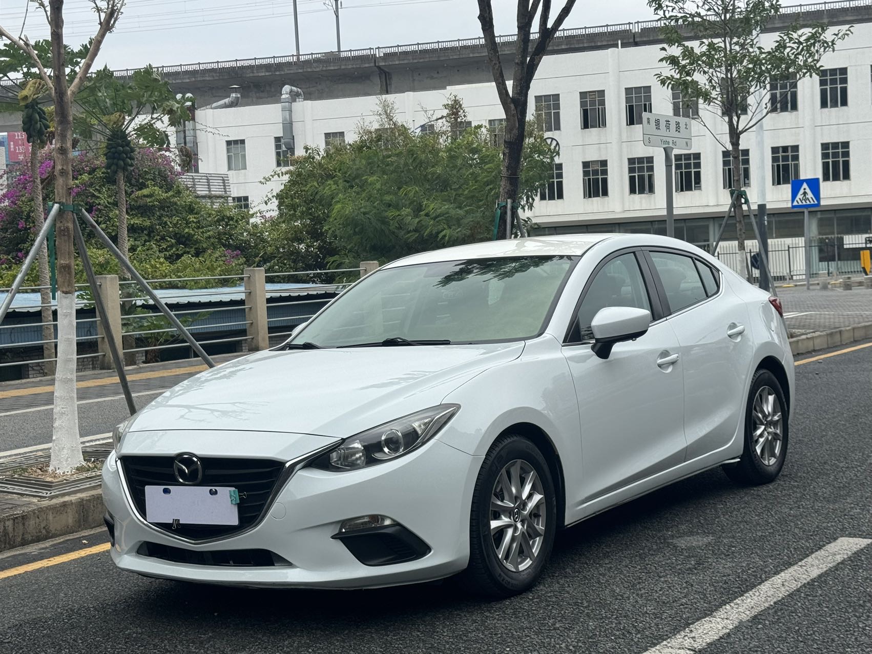 马自达3 Axela昂克赛拉 2014款 三厢 1.5L 自动舒适型