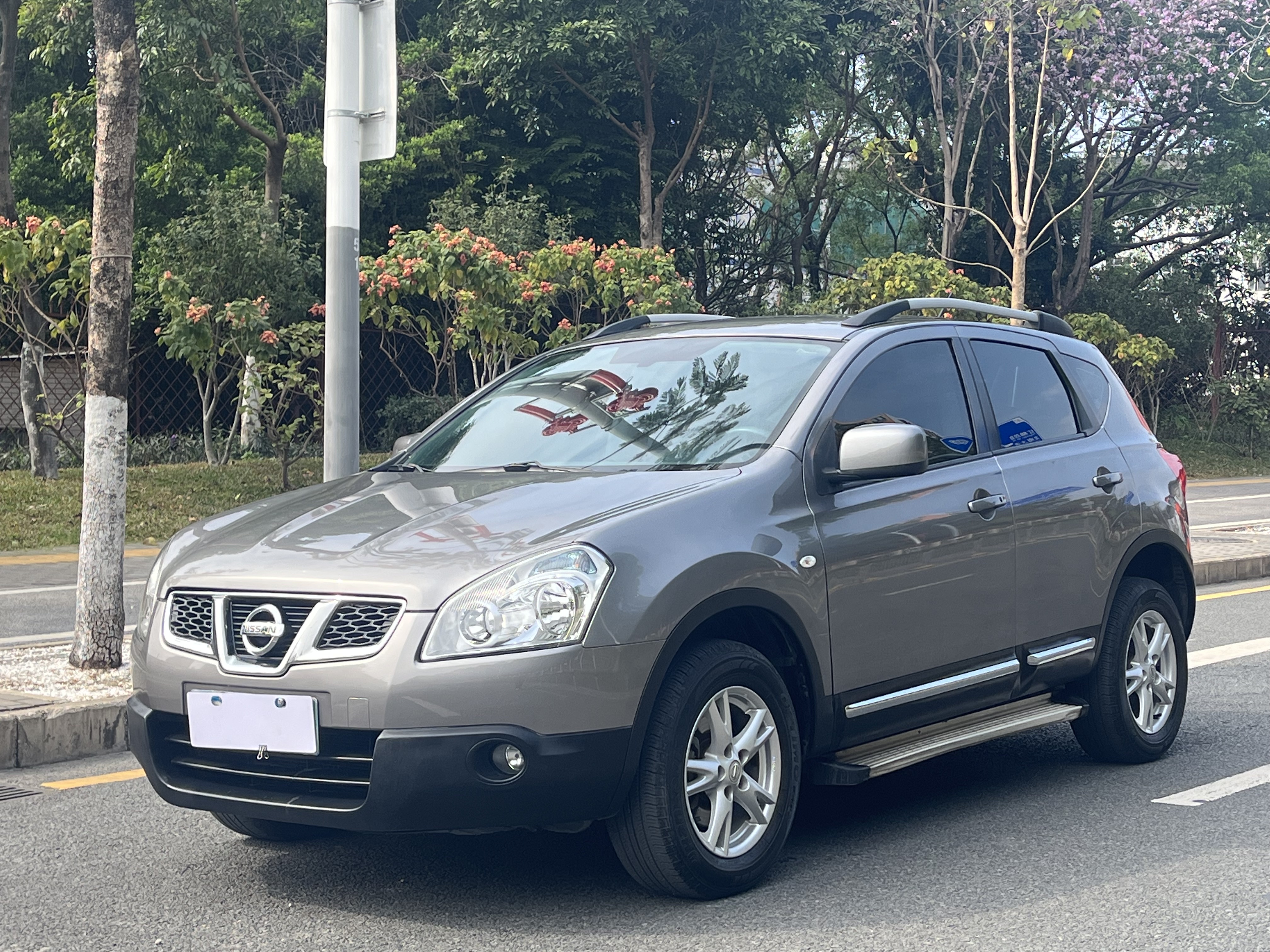 日产 逍客 2012款 2.0XL 火 CVT 2WD
