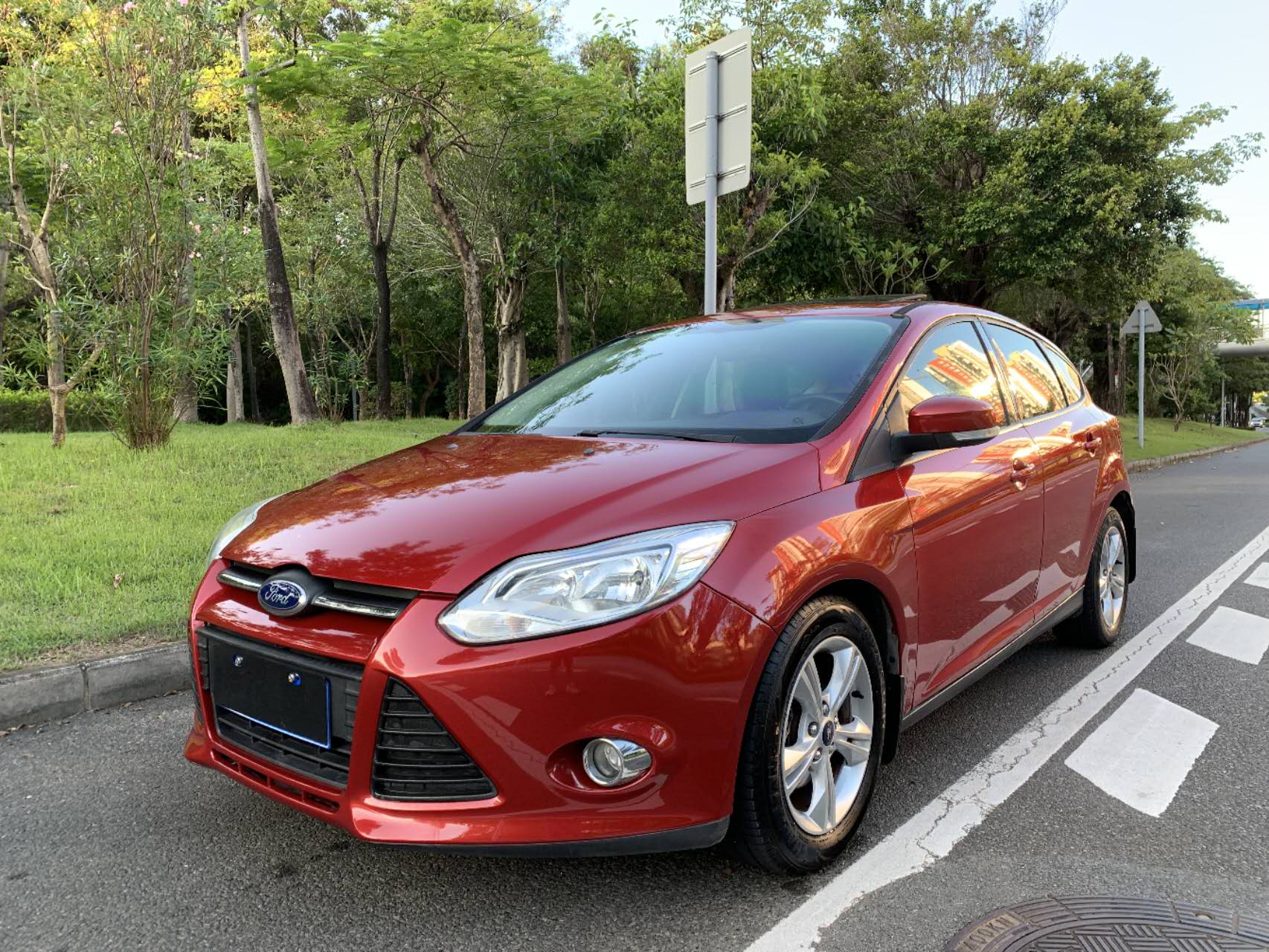 福特 福克斯 2012款 两厢 1.6L 自动风尚型