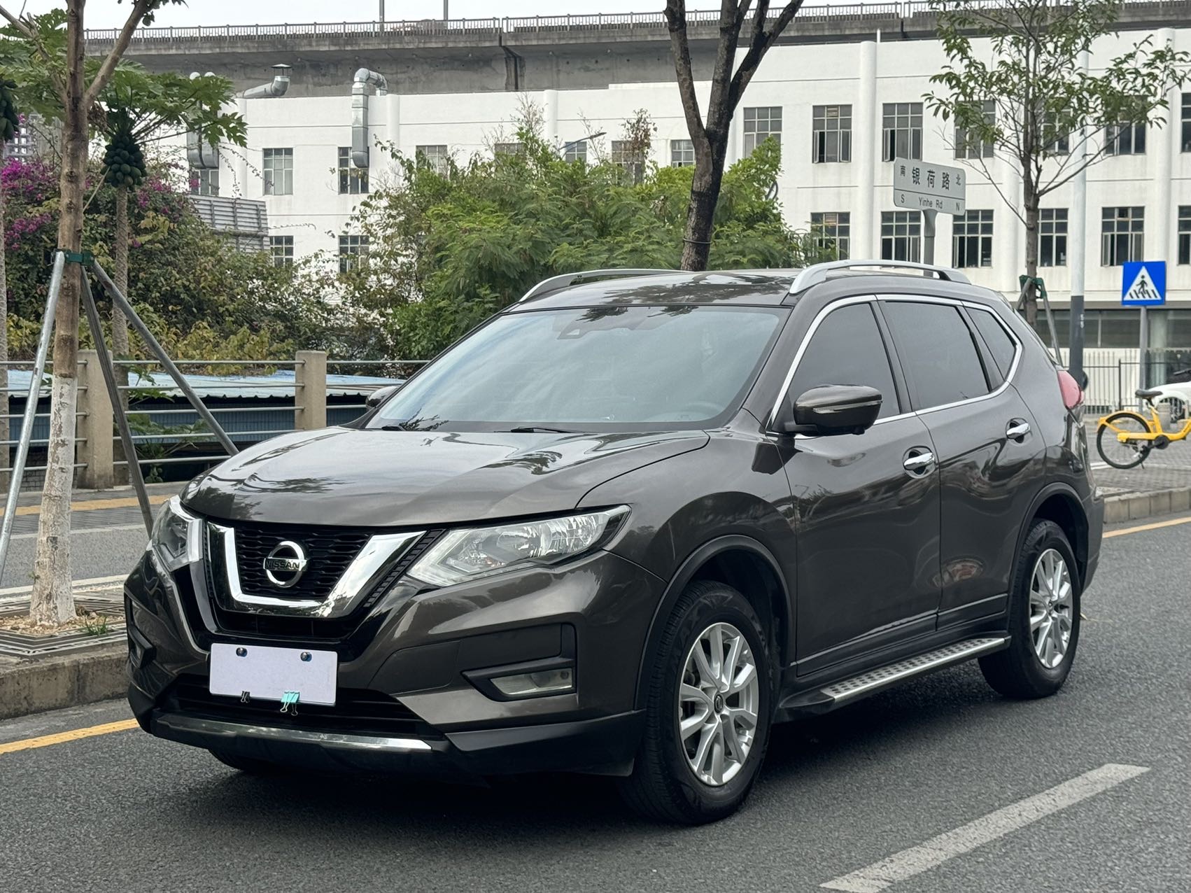 日产 奇骏 2021款 2.0L CVT 2WD XE时尚版