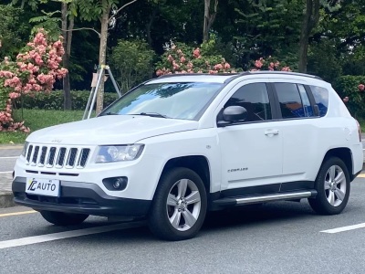 Jeep 指南者(进口) 2015款 2.0L 两驱运动版