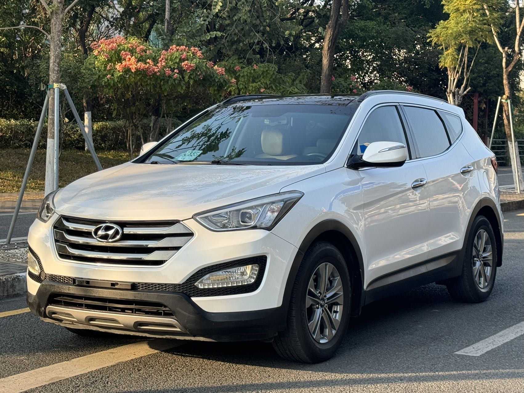 现代 全新胜达 2015款 2.0T 自动四驱智能型 7座