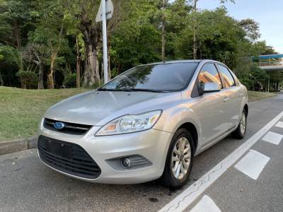 福特 福克斯 2013款 三厢经典 1.8L 自动基本型