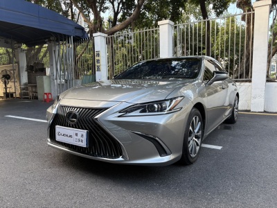 雷克萨斯ES 2018款 200 卓越版 国VI