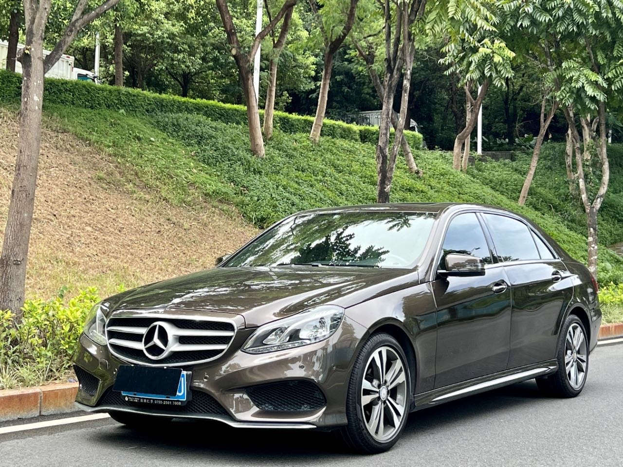 奔驰E级 2015款 改款 E 200 L