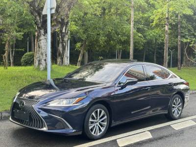 雷克萨斯ES 2021款 200 卓越版