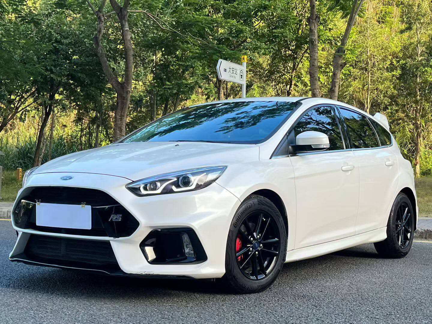 福特 福克斯 2018款 两厢经典 EcoBoost 180 自动精英型