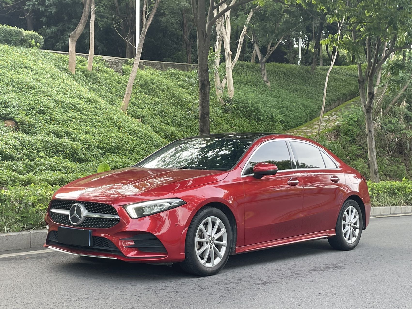 奔驰A级 2019款 A 200 L 运动轿车