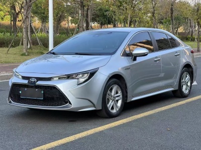 丰田 雷凌 2022款 双擎 1.8H E-CVT领先版