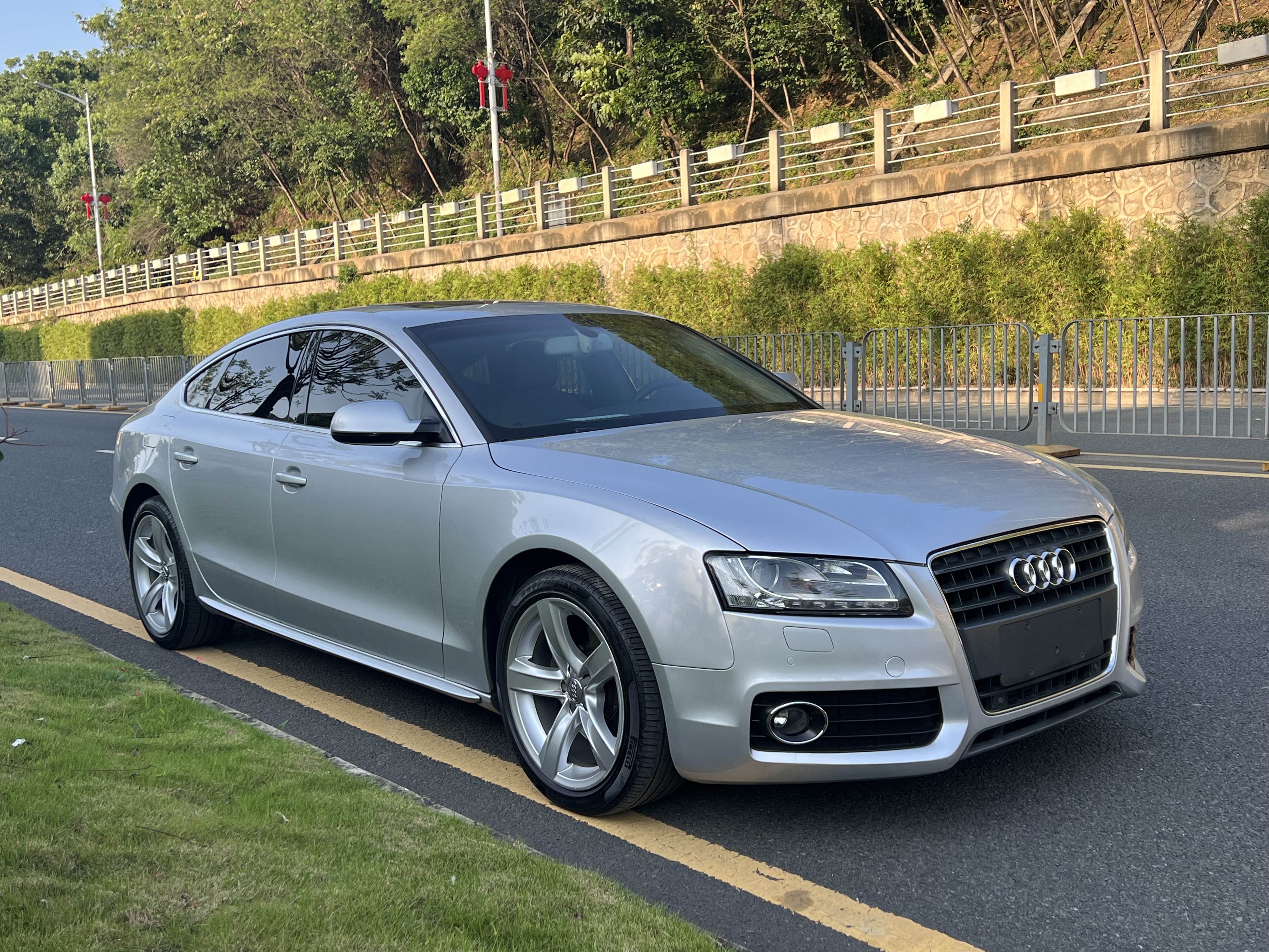 奥迪A5 2010款 2.0TFSI Sportback 豪华型