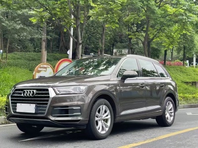 奥迪Q7 2016款 40 TFSI 舒适型