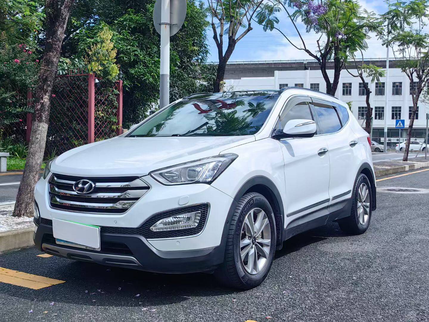 现代 全新胜达 2015款 2.0T 自动四驱顶级型 7座