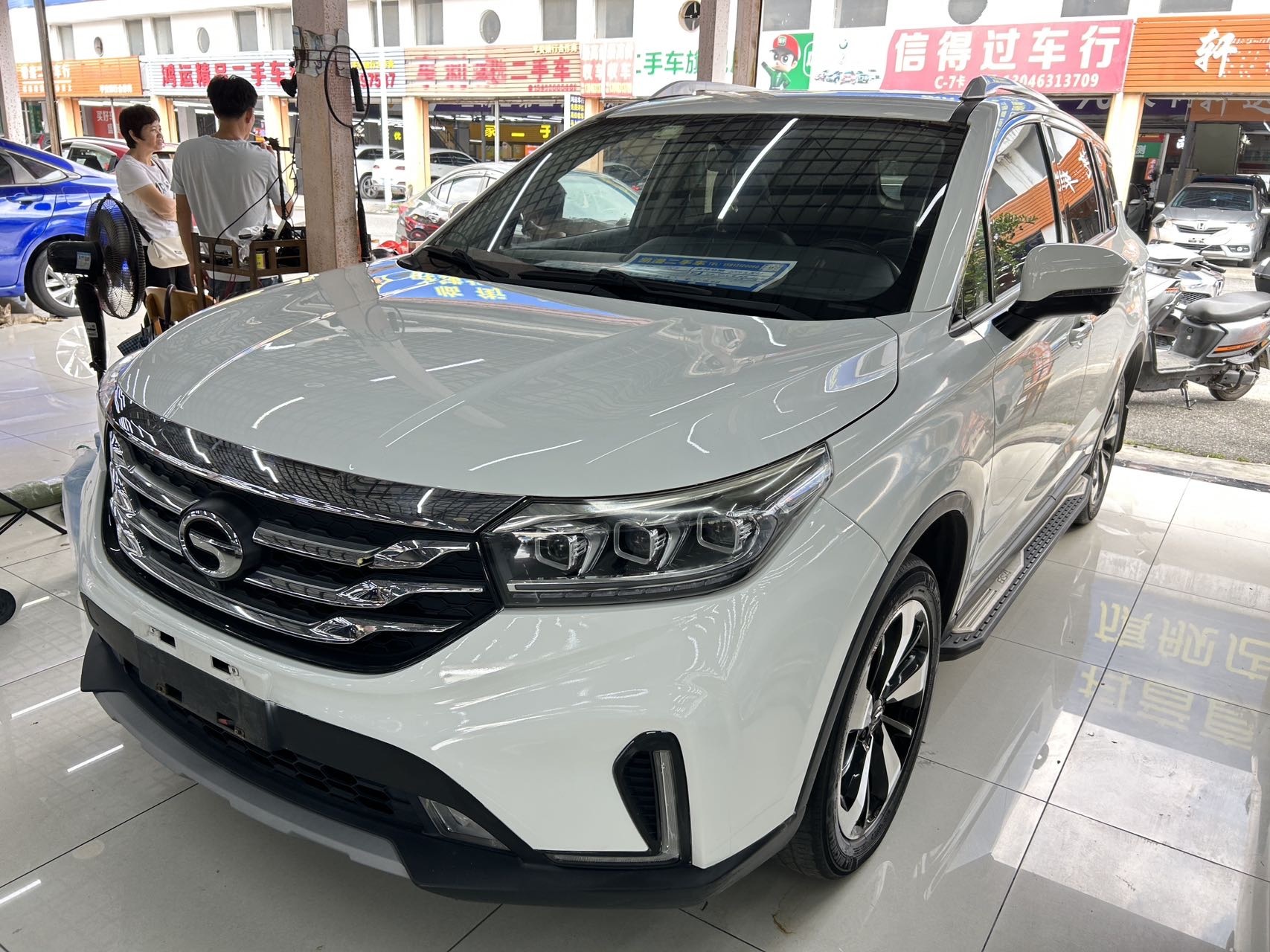 广汽传祺 传祺GS4 2018款 235T 自动两驱至尊版