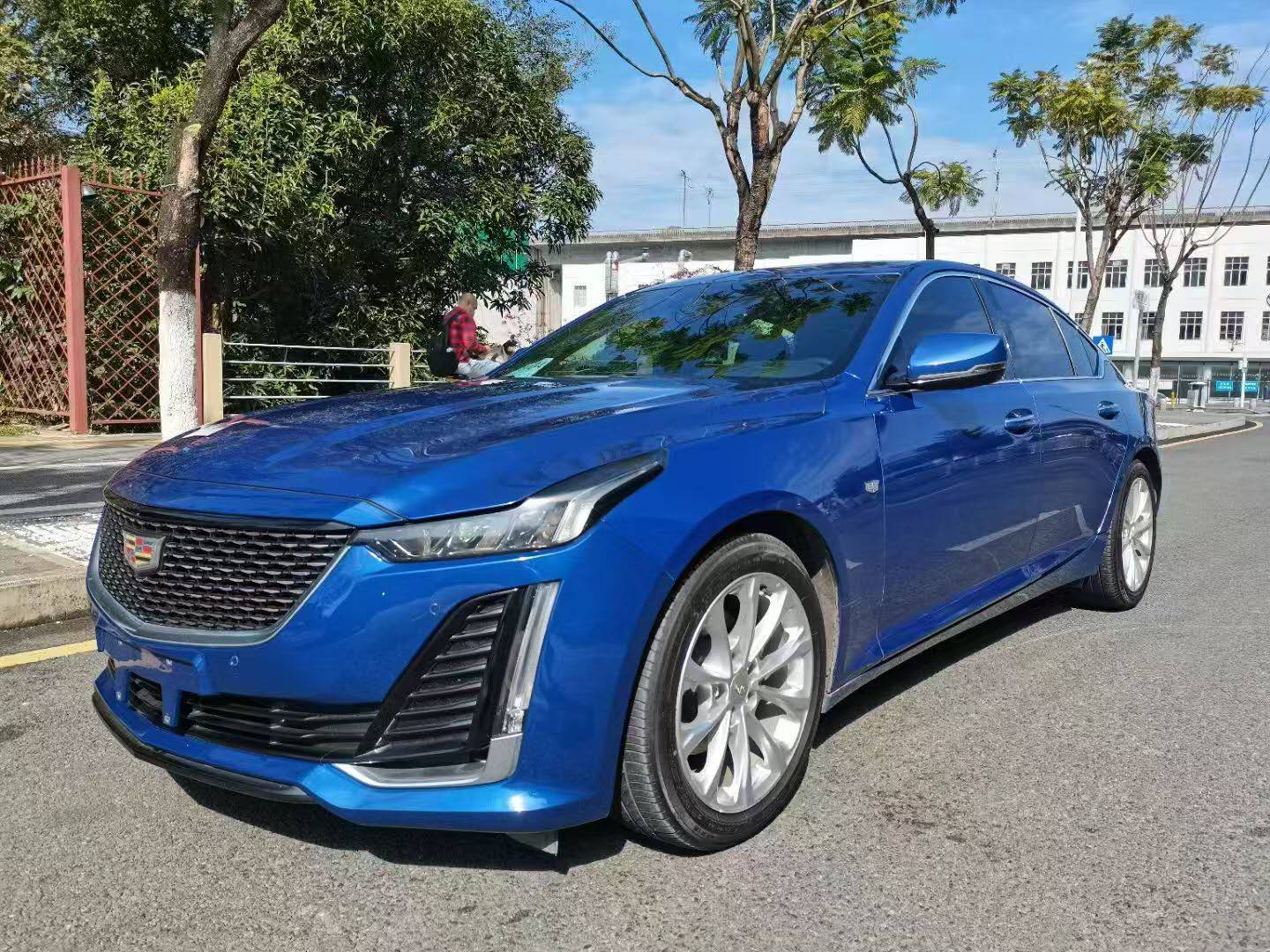 凯迪拉克CT5 2020款 改款 28T 豪华型