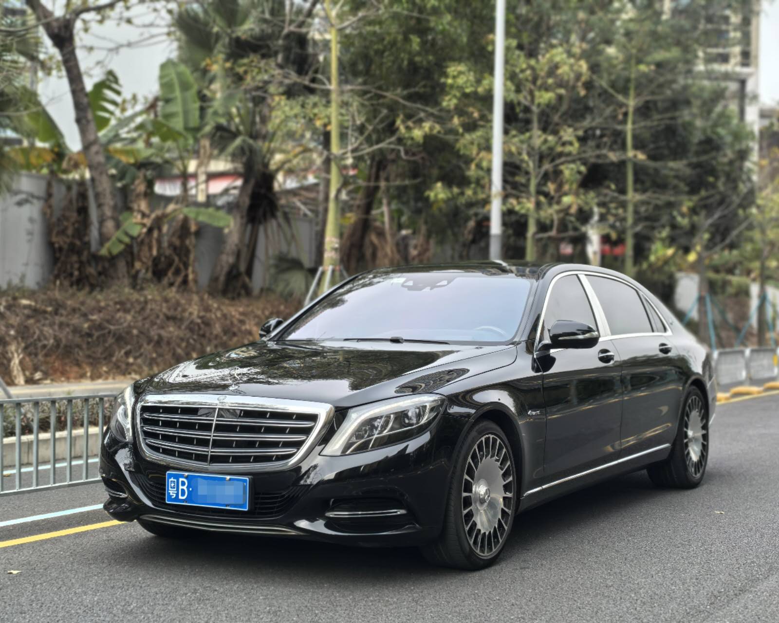 奔驰 迈巴赫S级 2017款 S 400 4MATIC