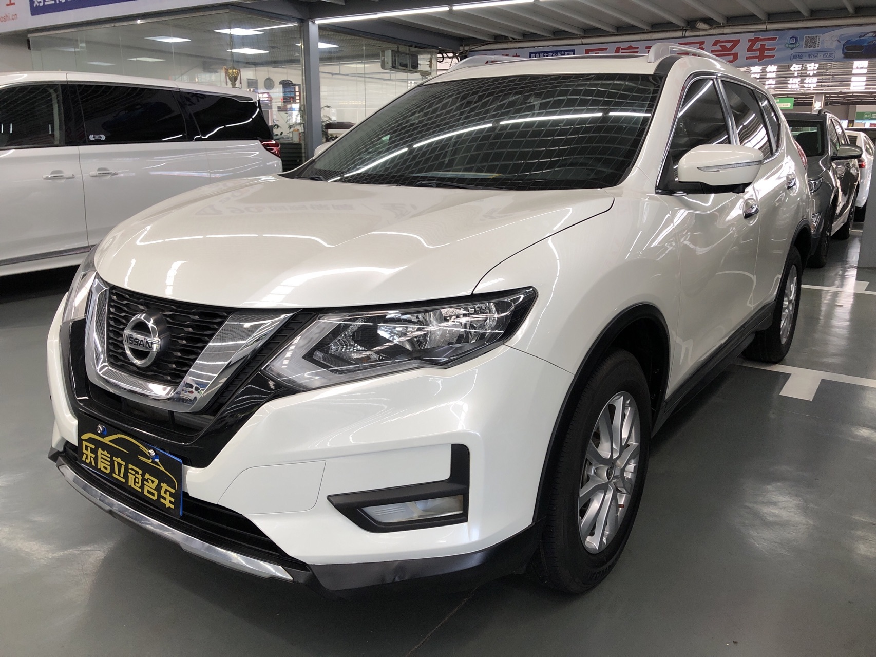 日产 奇骏 2021款 2.0L CVT 2WD XL ITS 3rows智联七座舒适版