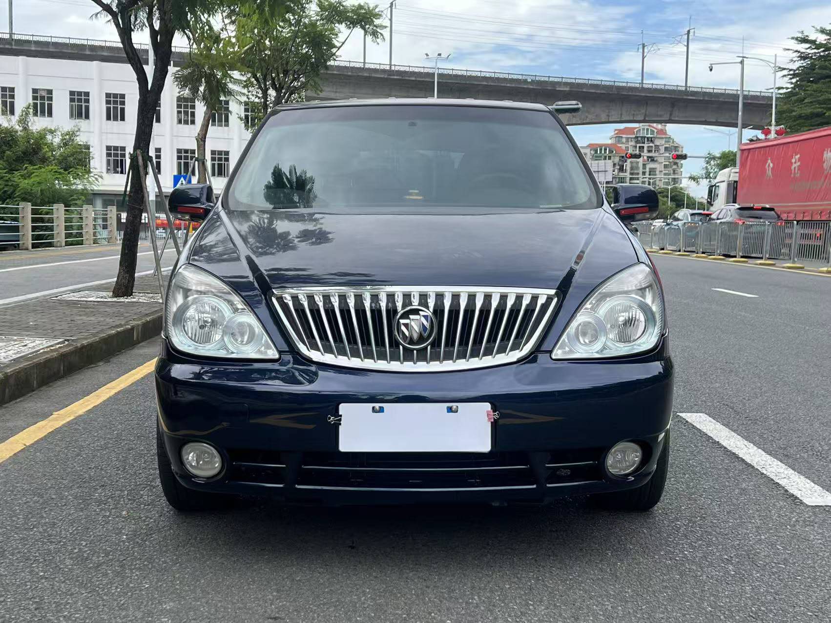 别克GL8 2014款 2.4L 舒适版
