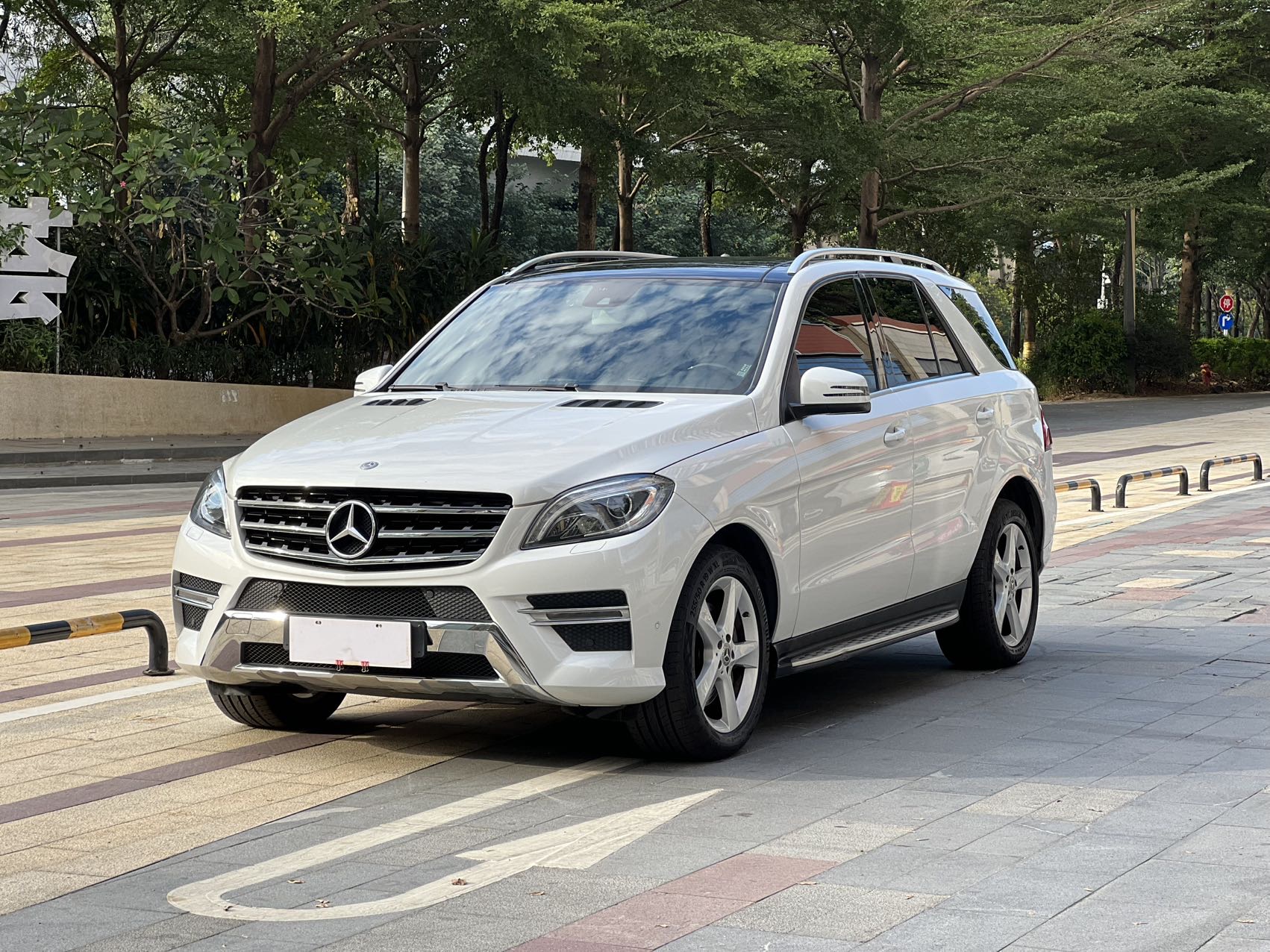 奔驰M级 2015款 ML 400 4MATIC动感型