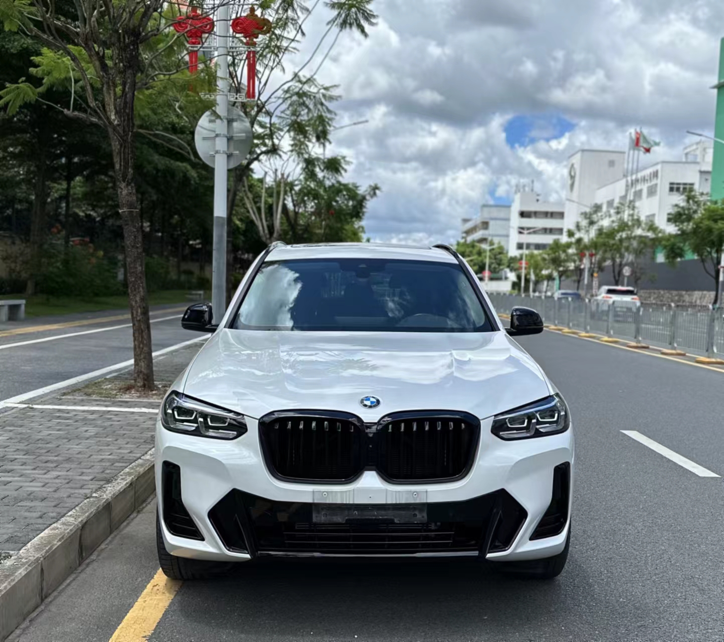 宝马X3 2022款 改款二 xDrive30i 尊享型 M曜夜套装