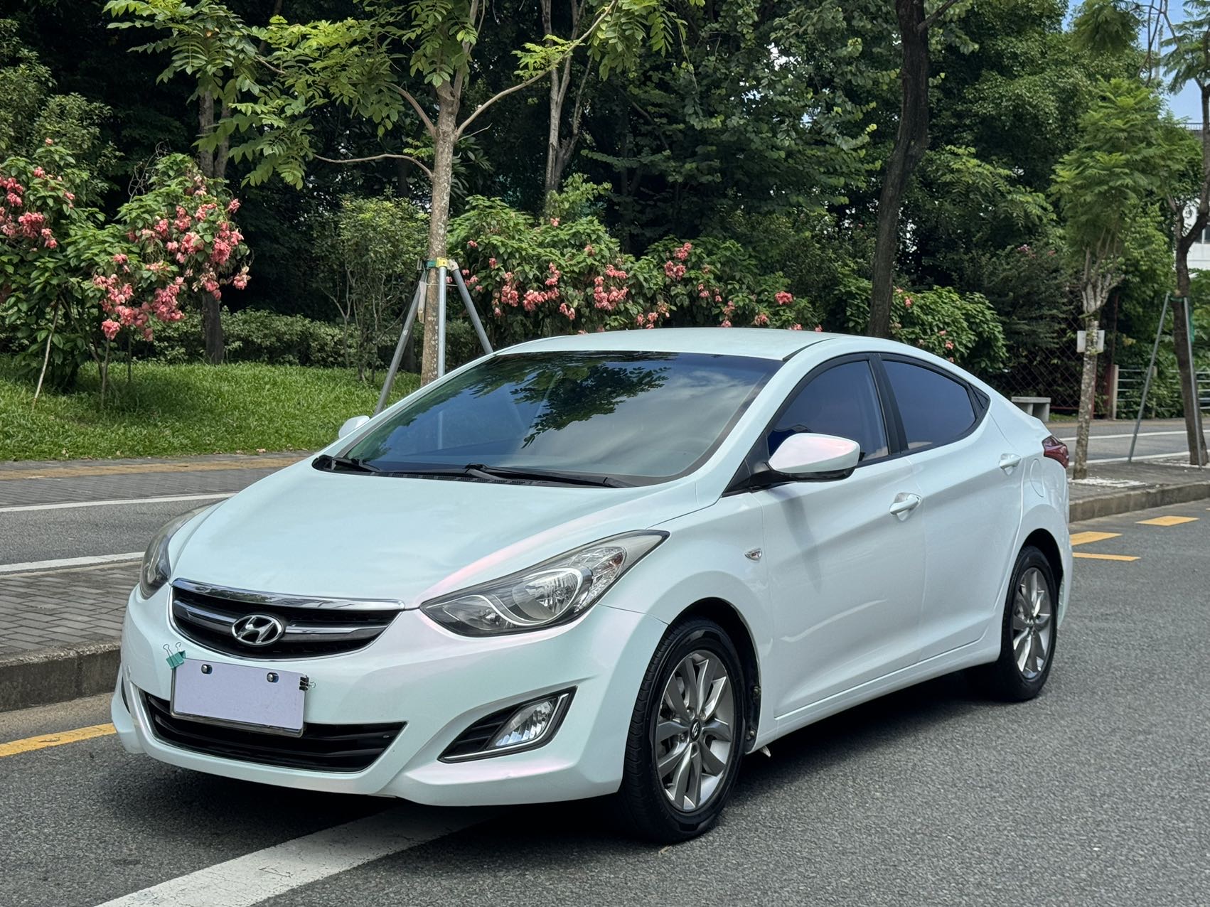 现代 朗动 2015款 1.6L 自动时尚型