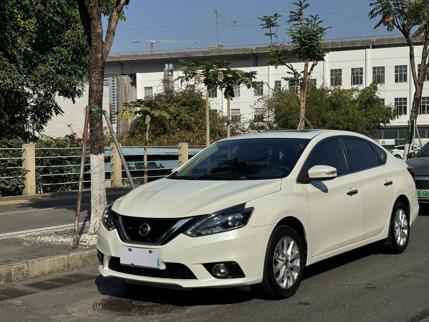 日产 轩逸 2019款 1.6XV CVT智联尊享版 国V