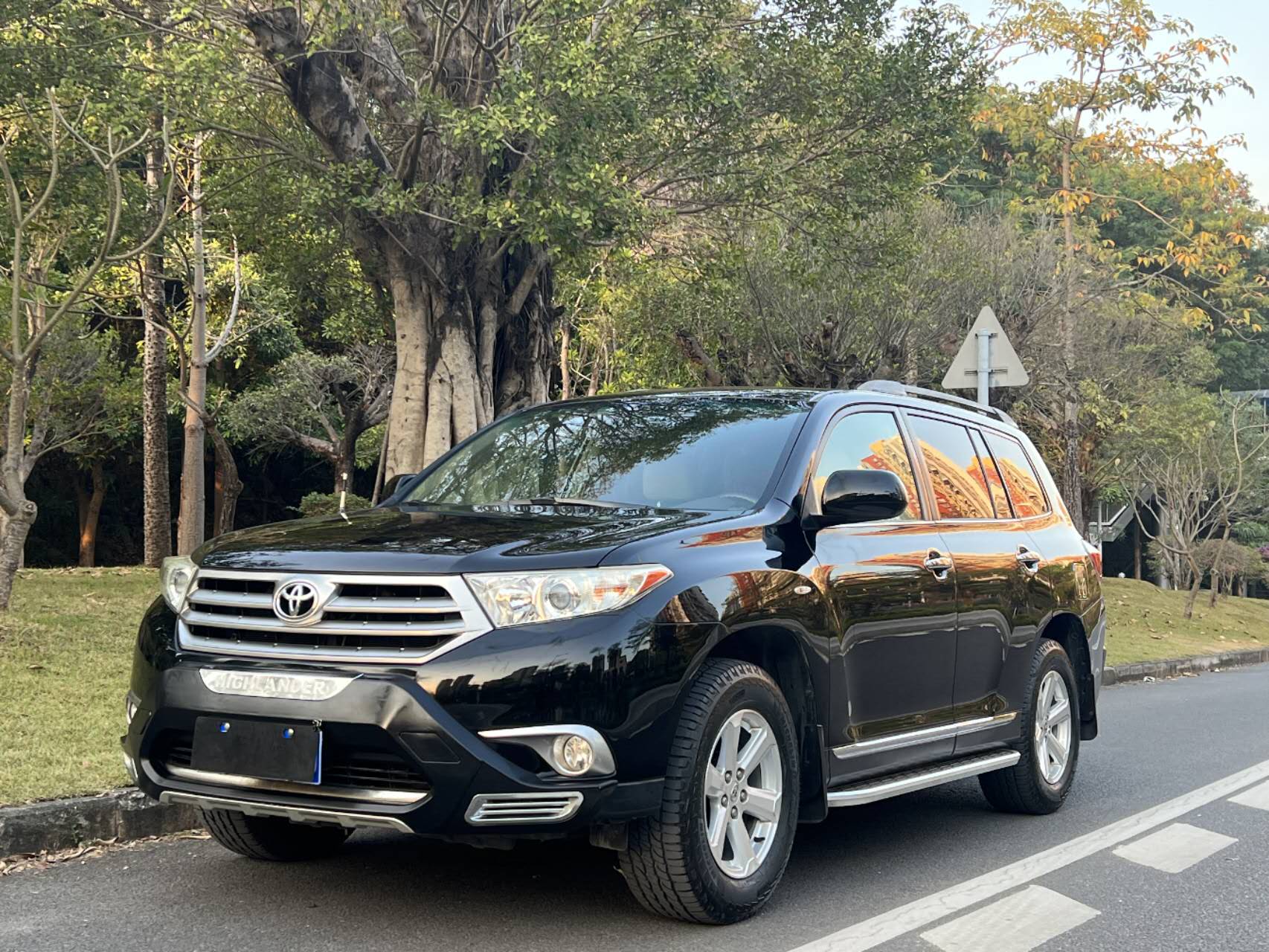 丰田 汉兰达 2012款 2.7L 两驱7座精英版
