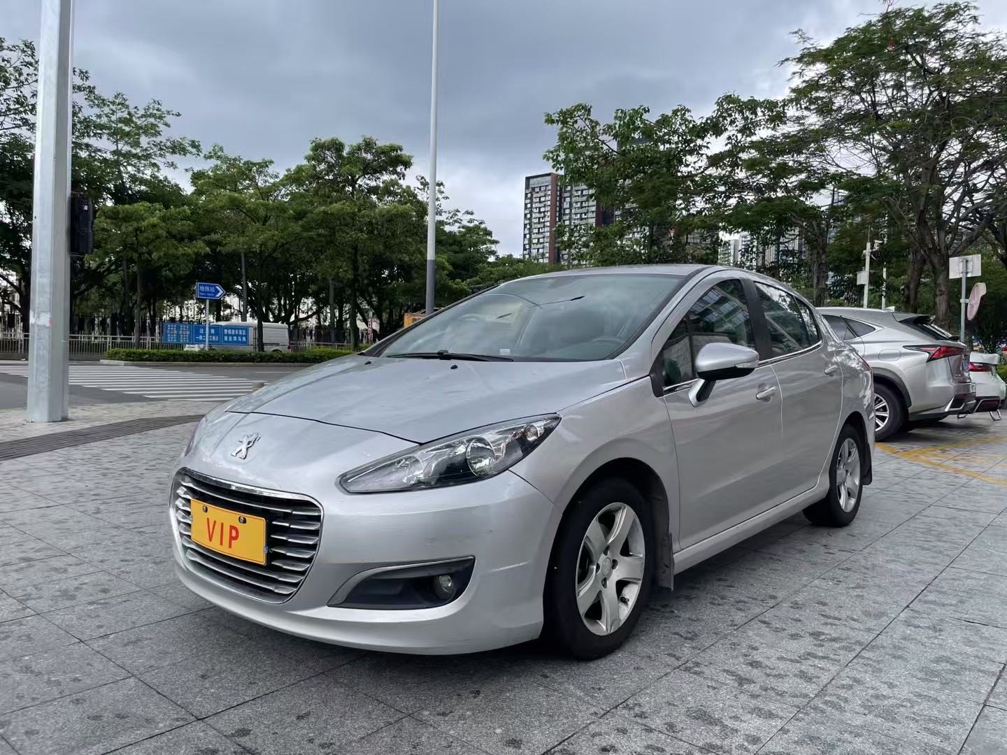 标致308 2014款 乐享版 经典 1.6L 自动优尚型