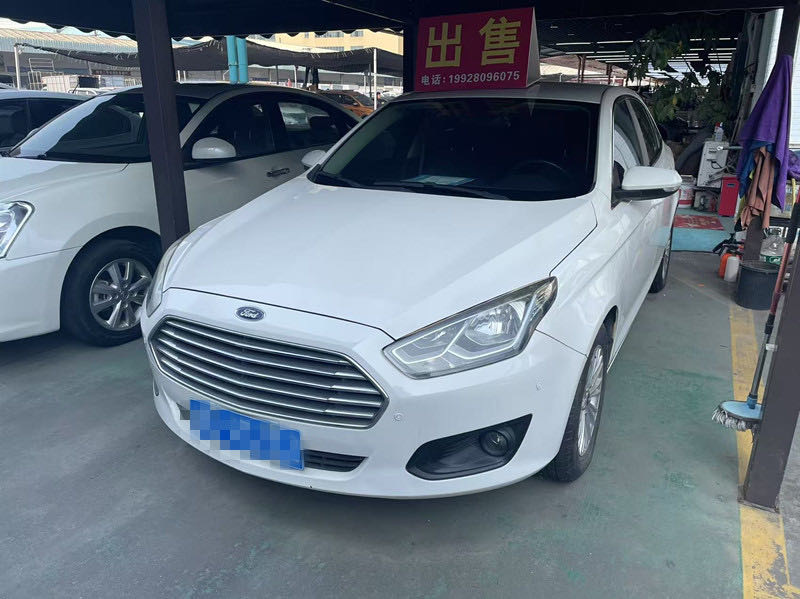 福特 福睿斯 2015款 1.5L 自动舒适型