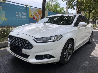 福特 蒙迪欧 2013款 2.0L GTDi240豪华运动型