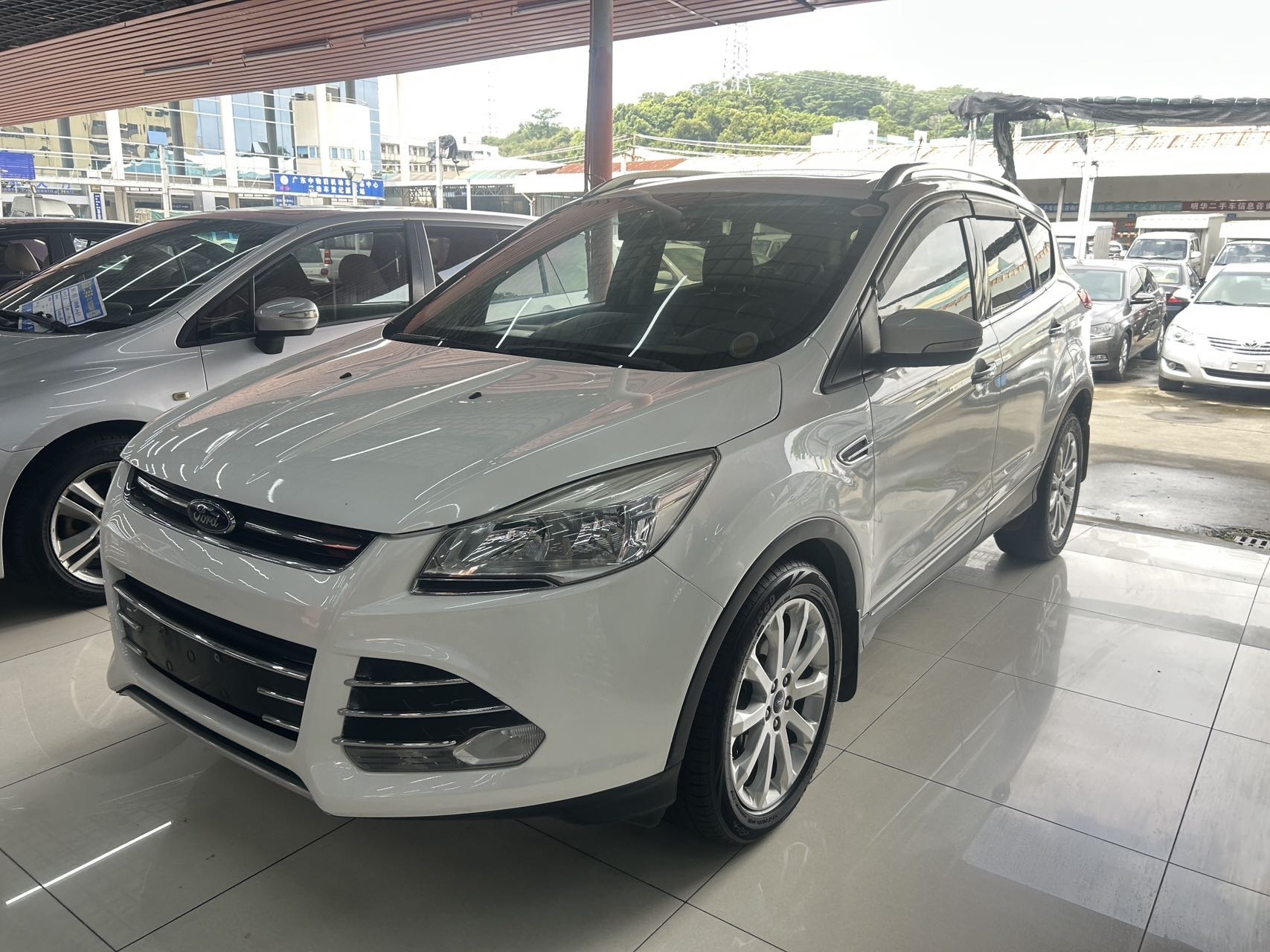 福特 翼虎 2015款 2.0L GTDi 四驱精英型