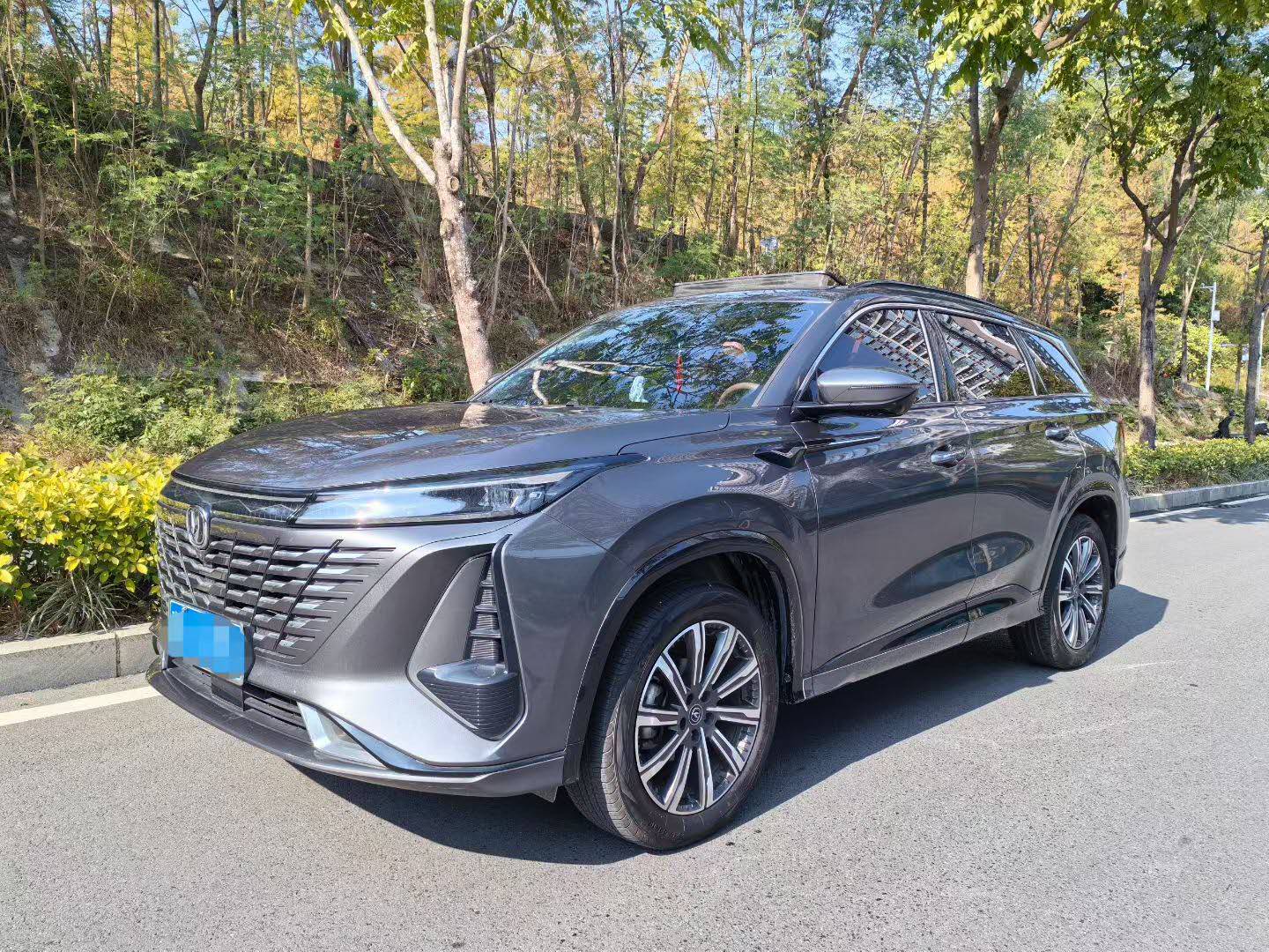 长安CS75 PLUS 2023款 第三代 1.5T 自动尊贵型