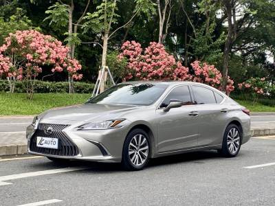 雷克萨斯ES 2020款 200 卓越版