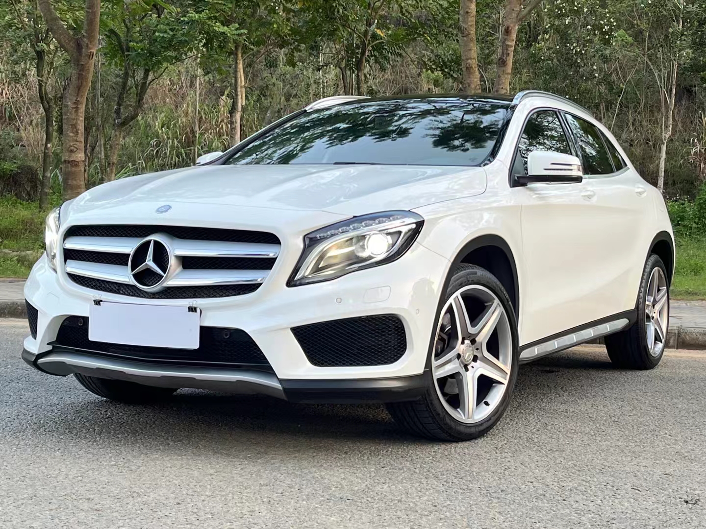 奔驰GLA 2015款 GLA 260 4MATIC 运动型