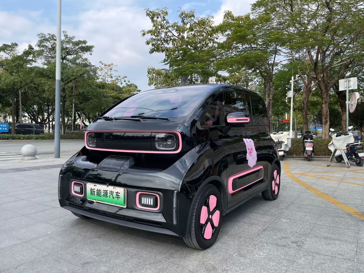 宝骏KiWi EV 2023款 大疆版 磷酸铁锂