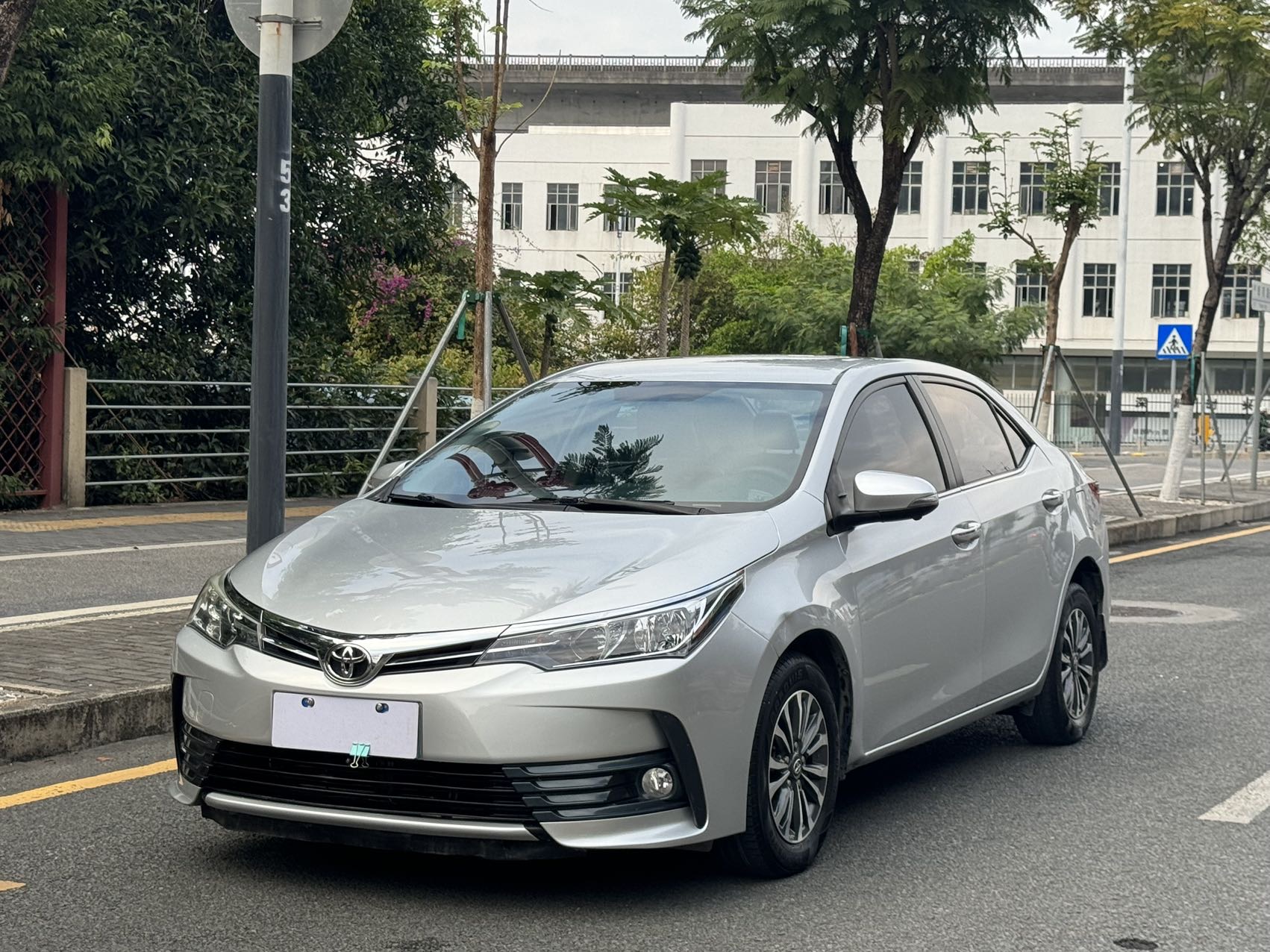 丰田 卡罗拉 2017款 1.2T CVT GL-i