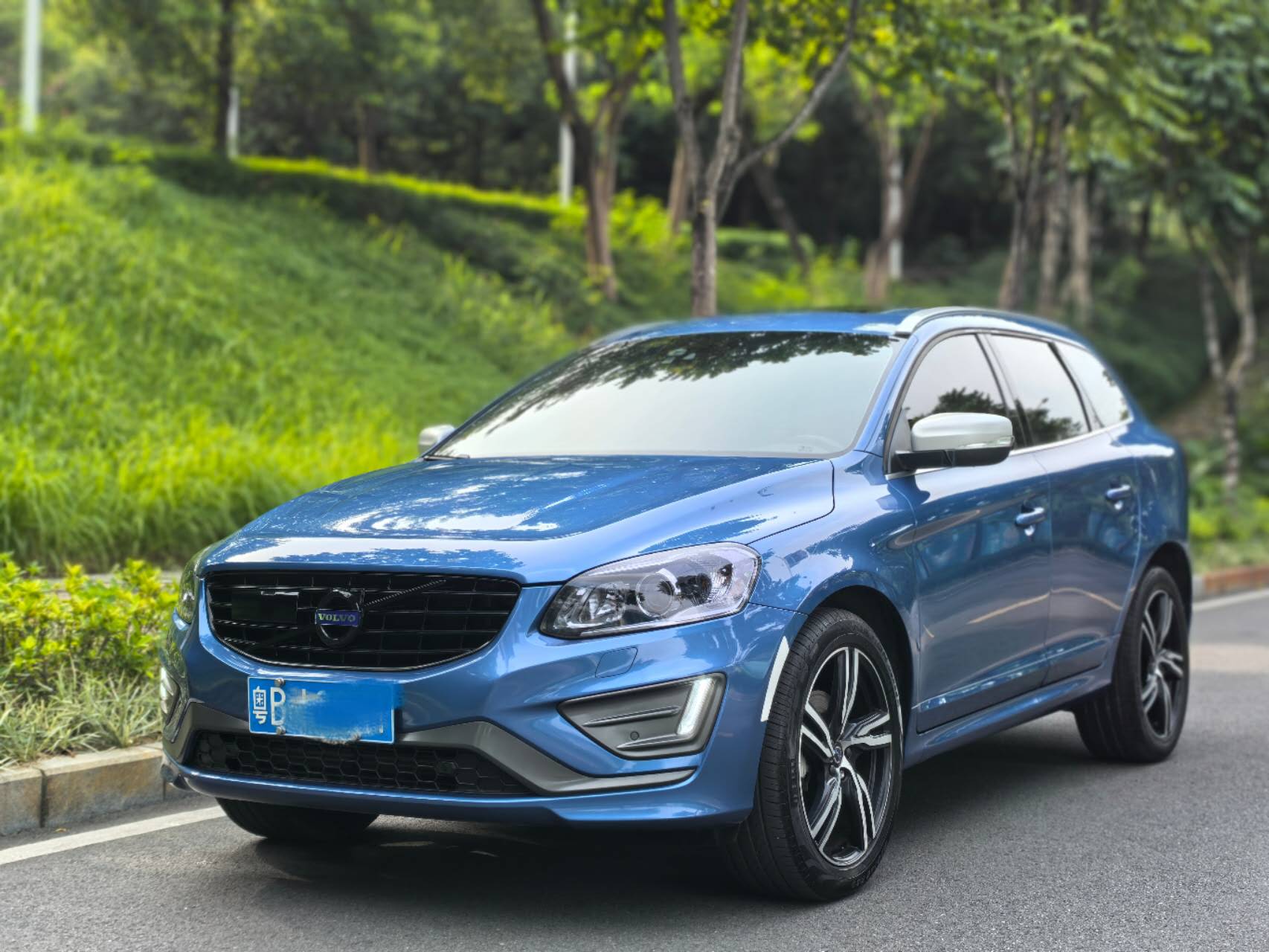 沃尔沃XC60 2017款 T5 AWD 个性运动升级版